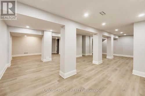 58 Forsyth Avenue N, Hamilton, ON - Indoor