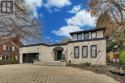58 Forsyth Avenue N, Hamilton, ON - Outdoor With Facade