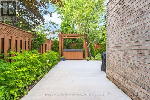 5882 Cornell Crescent, Mississauga, ON - Outdoor With Exterior