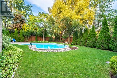 5882 Cornell Crescent, Mississauga, ON - Outdoor With In Ground Pool
