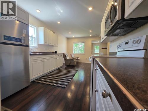802 O Avenue S, Saskatoon, SK - Indoor Photo Showing Kitchen