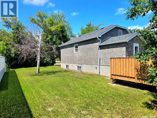 802 O Avenue S, Saskatoon, SK - Outdoor