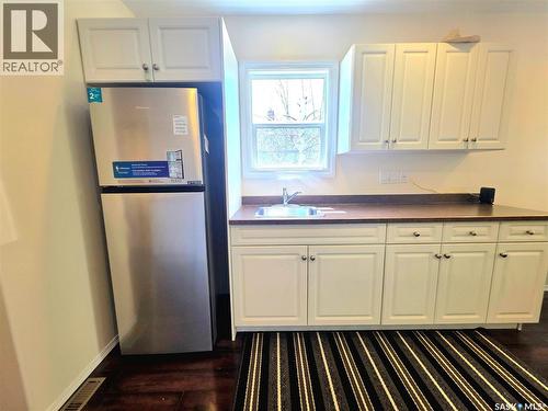 802 O Avenue S, Saskatoon, SK - Indoor Photo Showing Kitchen