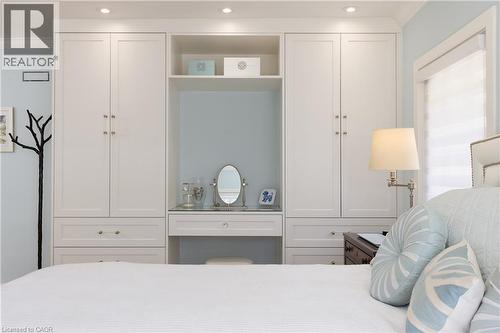 3136 Princess Boulevard, Burlington, ON - Indoor Photo Showing Bedroom