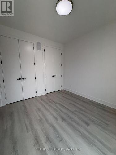 163 Everett Common, St. Catharines, ON - Indoor Photo Showing Garage
