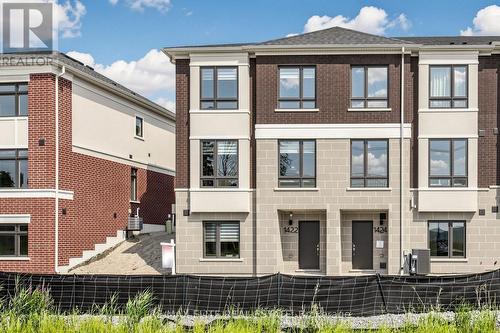 1422 19TH AVENUE  Richmond Hill, ON L4E 3R9