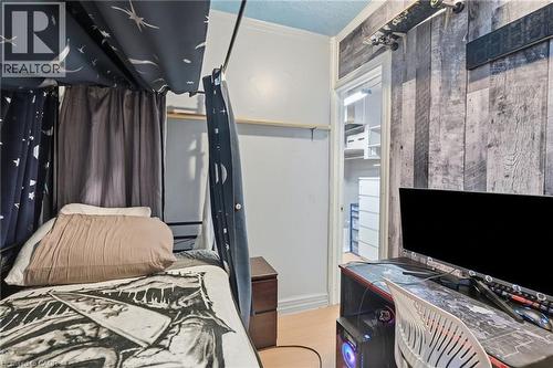 182 Cavell Avenue, Hamilton, ON - Indoor