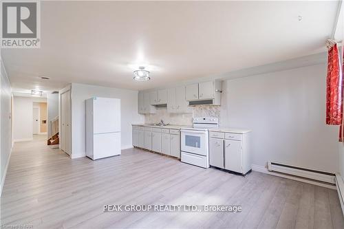 LOWER - 248 BERTIE STREET , Fort Erie (Central), Ontario L2A 1Z6 4
