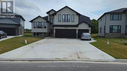 41 KINGSBRIDGE DRIVE Amherstburg, ON N9V 4A4