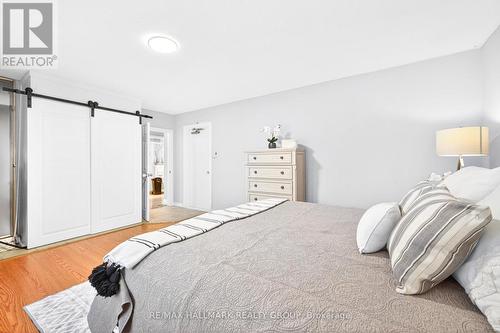 1930 Southampton Court, Ottawa, ON - Indoor Photo Showing Bedroom