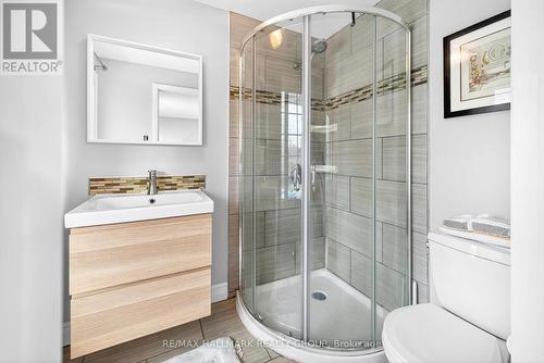 1930 Southampton Court, Ottawa, ON - Indoor Photo Showing Bathroom