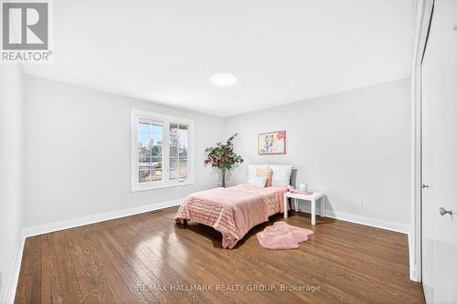1930 Southampton Court, Ottawa, ON - Indoor Photo Showing Bedroom