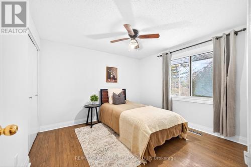 1930 Southampton Court, Ottawa, ON - Indoor Photo Showing Bedroom