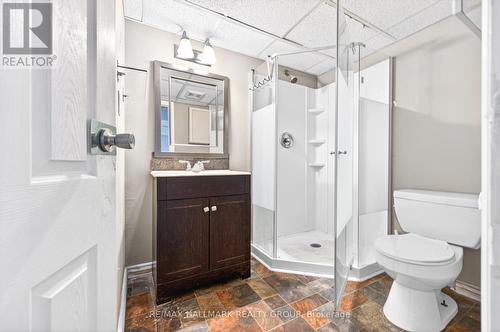 1930 Southampton Court, Ottawa, ON - Indoor Photo Showing Bathroom