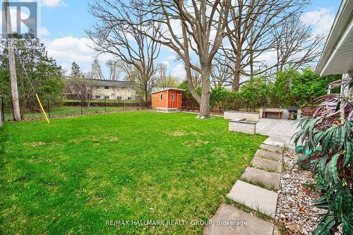 1930 Southampton Court, Ottawa, ON - Outdoor