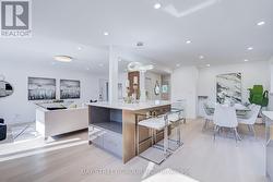 60 WARNER AVENUE Toronto, ON M4A 1Z4