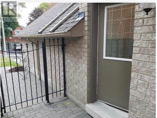 Private separate Entrance - 1543 Polesden Drive, Mississauga, ON - Outdoor With Exterior