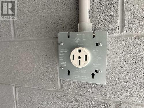 Electric Car Charger - 1543 Polesden Drive, Mississauga, ON - 