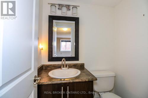 2202 Batters Loop, Innisfil, ON - Indoor Photo Showing Bathroom