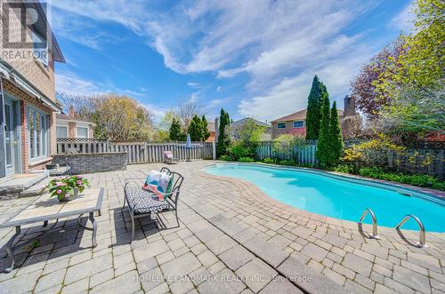 375 MANHATTAN DRIVE  Markham, ON L3P 7J2