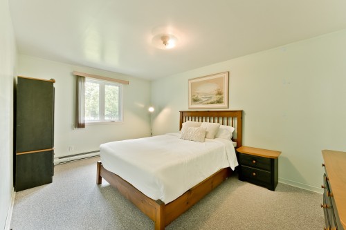 Chambre à coucher principale - 244 Rue Larochelle, Val-Des-Sources, QC - Indoor Photo Showing Bedroom