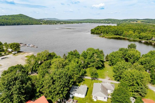 Photo aérienne - 244 Rue Larochelle, Val-Des-Sources, QC - Outdoor With Body Of Water With View