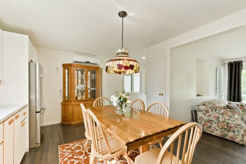 Salle à manger - 244 Rue Larochelle, Val-Des-Sources, QC - Indoor Photo Showing Dining Room