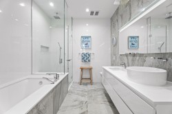 Master Bathroom - 