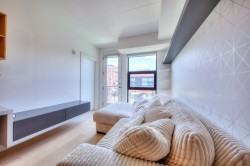 Salon - 