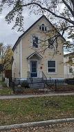 398 St John's AVE  Winnipeg, MB R2W 1H4
