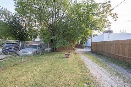 398 St John'S Ave, Winnipeg, MB - Outdoor