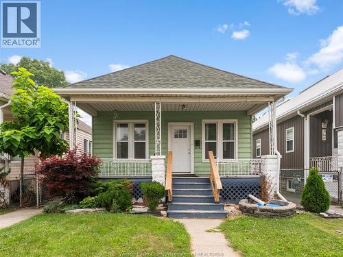 558 ELM  Windsor, ON N9A 5H2