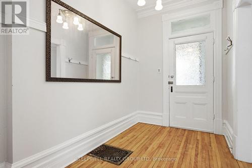80 Fourth Avenue, Ottawa, ON - Indoor Photo Showing Other Room