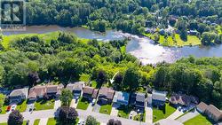 126 5TH AVENUE E  Owen Sound, ON N4K 6C7