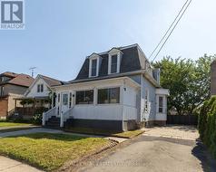 4466 FOURTH AVENUE  Niagara Falls (Downtown), ON L2E 4N3