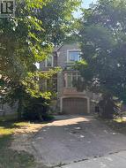 21 LEONA DRIVE  Toronto, ON M2N 4V3