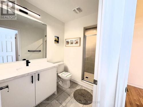 966 Cormorant Path, Pickering, ON - Indoor Photo Showing Bathroom