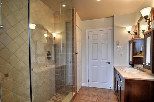 4345 Rue Buies , Montréal (Saint-Léonard), QC H1S 1J1 4
