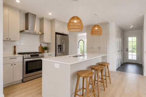 Kitchen - 302-14 Boul. Des Hauteurs, Saint-Jérôme, QC - Indoor Photo Showing Kitchen With Upgraded Kitchen