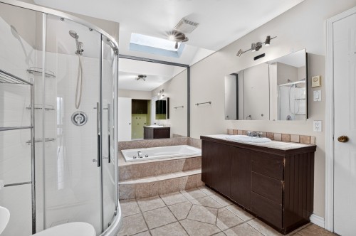 Bathroom - 479 Rue Du Rhône, Terrebonne (Lachenaie), QC - Indoor Photo Showing Bathroom