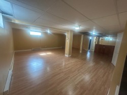 Family Room - 
