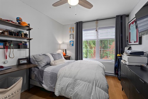 Chambre à coucher - 201-426 Rue Main, Hudson, QC - Indoor Photo Showing Bedroom