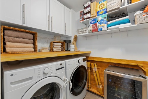 Salle de lavage - 201-426 Rue Main, Hudson, QC - Indoor Photo Showing Laundry Room