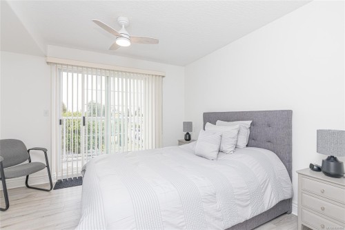 #202-9844 Croft St, Chemainus, BC - Indoor Photo Showing Bedroom