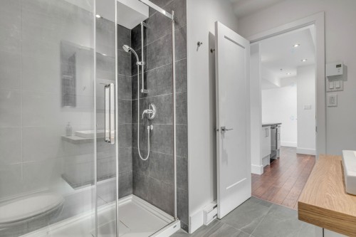 Bathroom - 422-850 Av. De Vimy, Québec (La Cité-Limoilou), QC - Indoor Photo Showing Bathroom