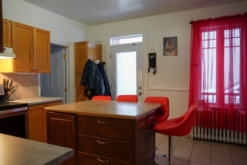 Cuisine - 97  - 99 7E Avenue, Shawinigan, QC - Indoor Photo Showing Kitchen