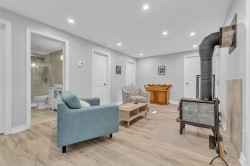 Family Room - 