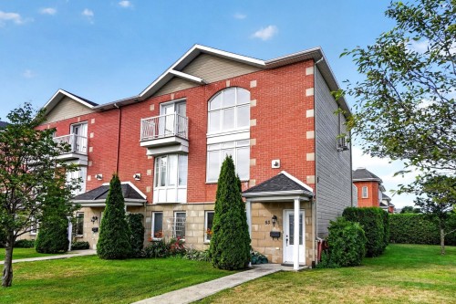 53 Rue Beaudry N.  Joliette, QC J6E 6A4