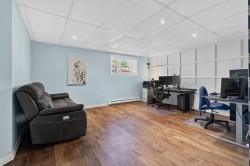 Family Room - 
