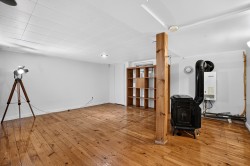 Family Room - 